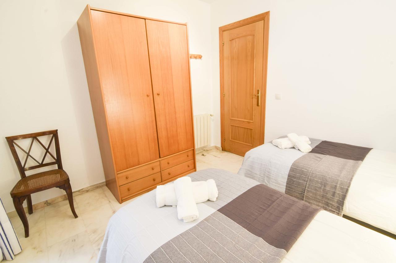 Letmalaga West Beach Luaran gambar