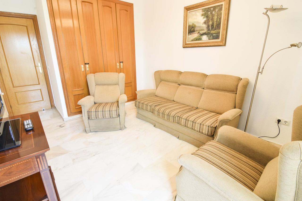 Letmalaga West Beach Luaran gambar