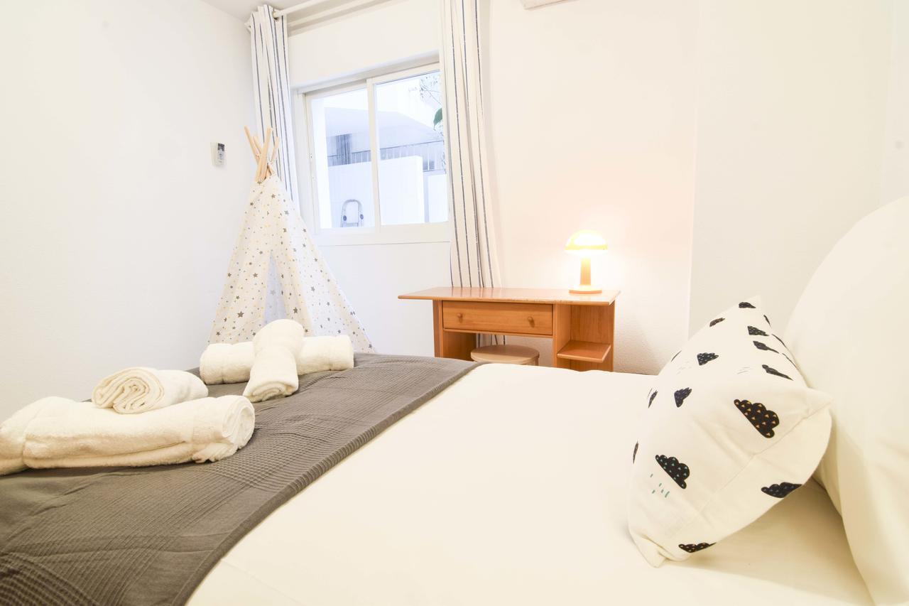Letmalaga West Beach Luaran gambar