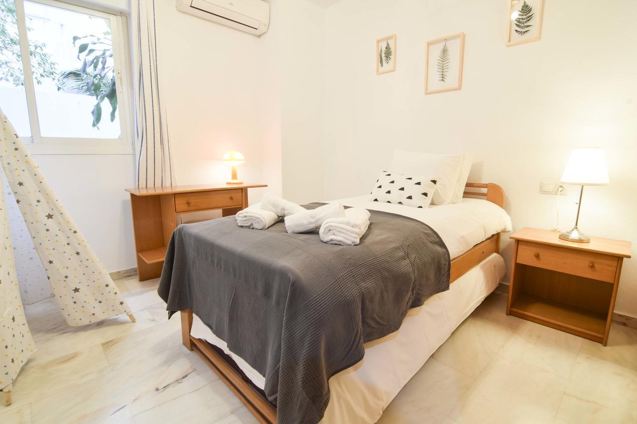 Letmalaga West Beach Luaran gambar